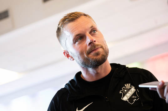 s Sebastian Larsson i