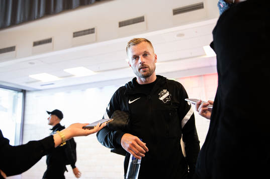 s Sebastian Larsson i
