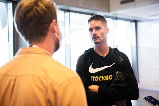 s Mikael Lustig i