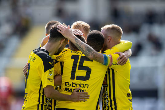 Häckens Leo Bengtsson jublar