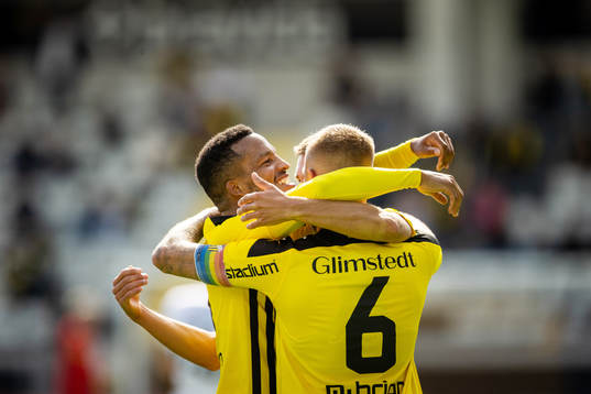 Häckens Martin Olsson , Leo Bengtsson och Alexander