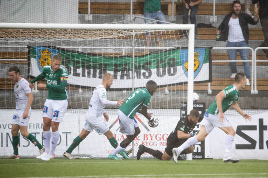 Brages Adil Titi jublar