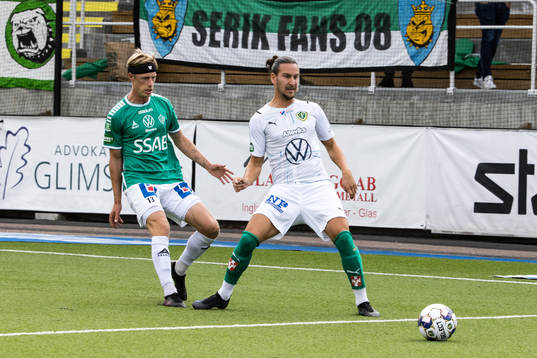 Brages Anton Lundin  och Jönköpings Edin Hamidovic