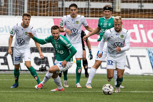 Brages Niklas Söderberg och Jönköpings Sebastian Crona