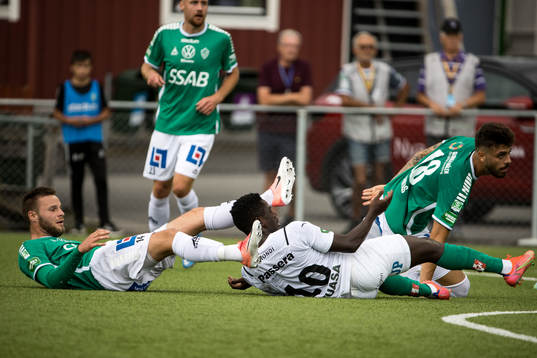 Brages Niklas Söderberg och Jönköpings Eric Johana