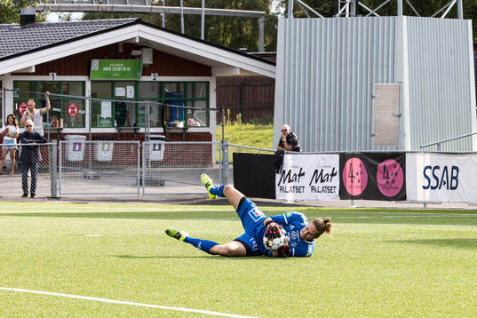 Brages målvakt Adrian Engdahl