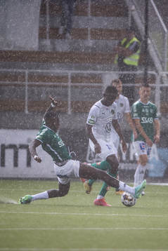 Brages Adil Titi och Jönköpings Eric Johana Omondi