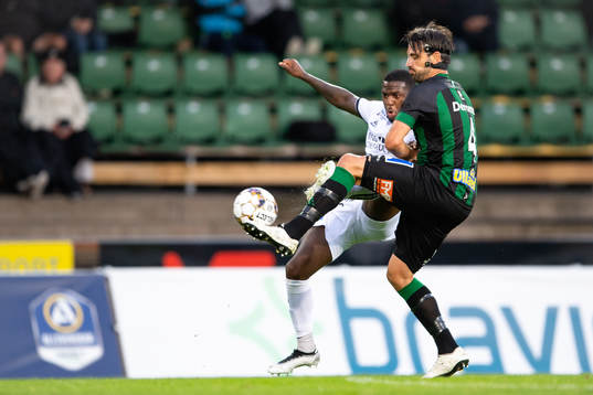 Sirius Christian Kouakou och Varbergs Oliver Stanisic