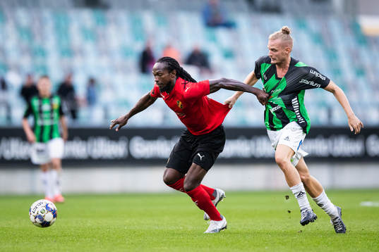 Vasalunds Kebba Ceesay och GAIS Jonas Lindberg