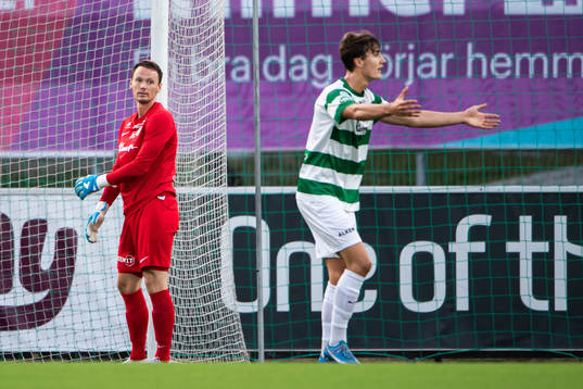 Västerås målvakt Anton Fagerström deppar
