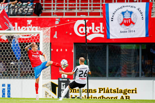 Helsingborgs Bödvar Bödvarsson och Landskronas Jonathan