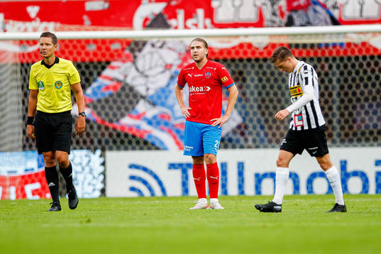 Helsingborgs Charlie Weberg deppar