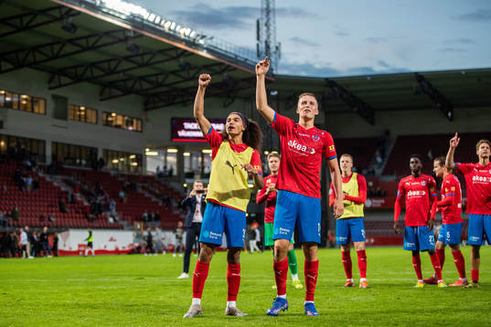 Helsingborgs Adam Kaied och Casper Widell jublar
