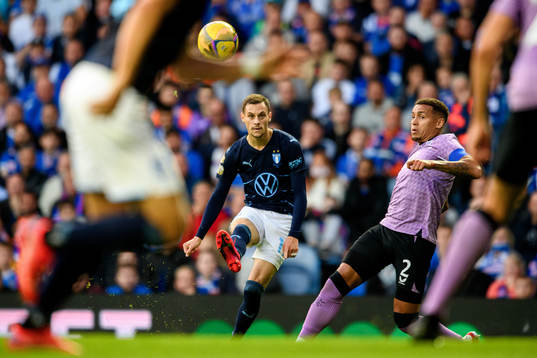 Veljko Birmancevic of Malmö FF and James Tavernier of