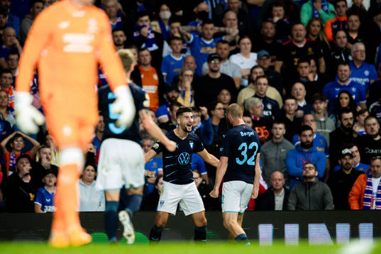 Antonio Colak of Malmö FF celebrates the 1-1 goal