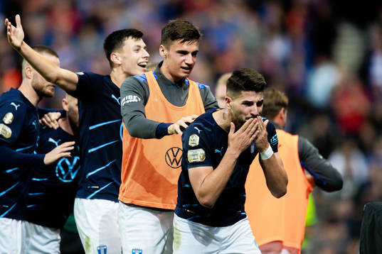 Antonio Colak of Malmö FF celebrates the 1-2 goal