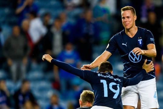 Niklas Moisander of Malmö FF celebrates with his teammates