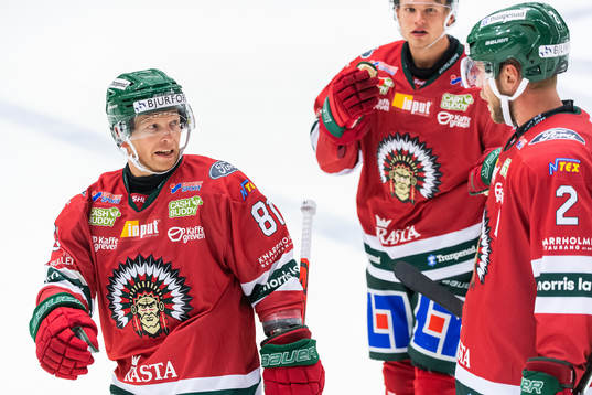 Frölundas Ryan Lasch diskuterar med Christian Folin