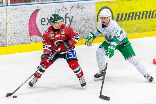 Frölundas Ryan Lasch och Rögles Samuel Johannesson