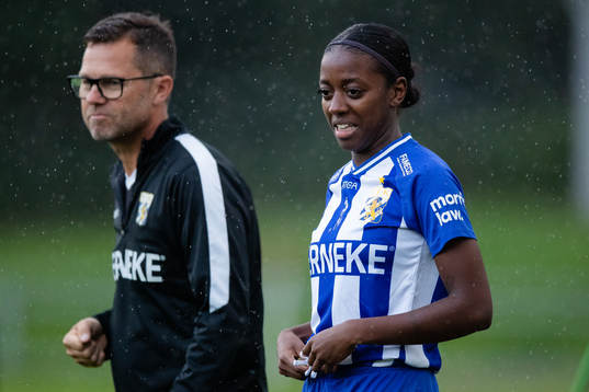 IFK Göteborgs tränare Peter Svanström och Ida Mbye