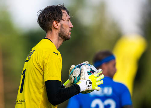 Älmhults målvakt Linus Lindfors