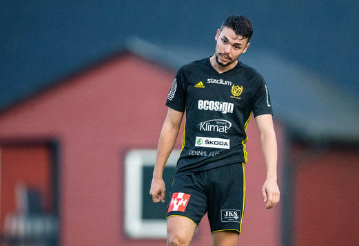 Växjö Norras Denis Nadarevic deppar