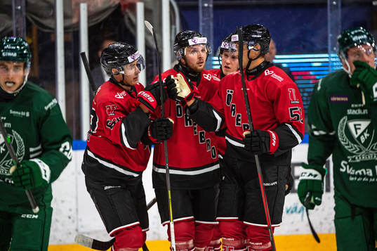 Bläddra bland fler bilder av Ishockey, Träningsmatch, Färjestad - Örebro