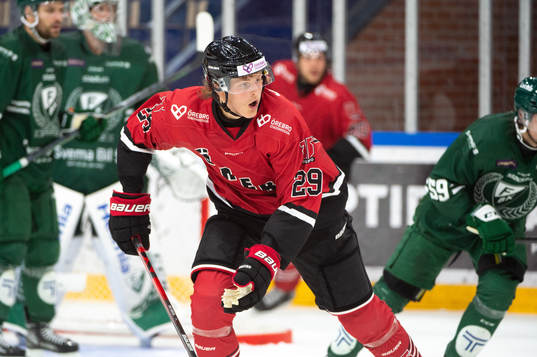 Örebros Milton Oscarson