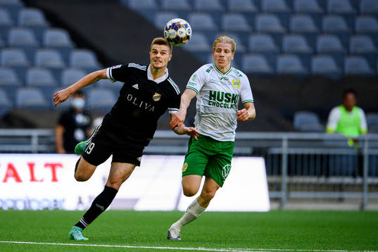 Strahinja Tanasijevic of Cukaricki  and Gustav Ludwigson of