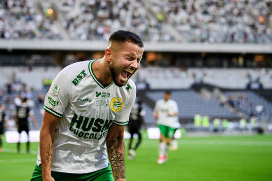 Mohanad Jeahze of Hammarby reacts