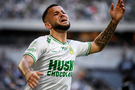Mohanad Jeahze of Hammarby reacts