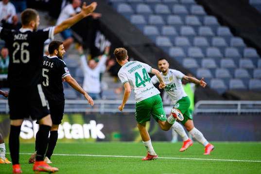 Williot Swedberg of Hammarby celebrastes the 4-1 goal