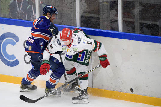 Växjös Ludvig Claesson och Frölundas Max Friberg