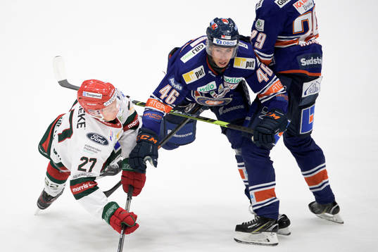 Frölundas Teodor Niederbach och Växjös Viktor Hurtig