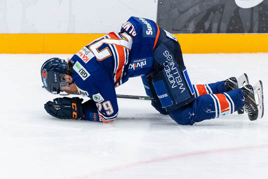 Växjös Pontus Holmberg har ont