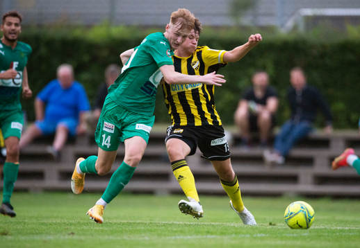 IFK Hässleholms Max Nilsson i matchen i division 2 mellan