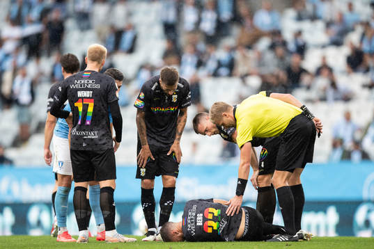 IFK Göteborgs Marcus Berg har ont