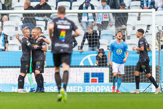 IFK Göteborgs Oscar Wendt och Kolbeinn Sigthorsson jublar