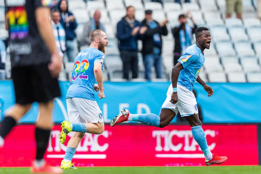 Malmö FFs Malik Abubakari jublar