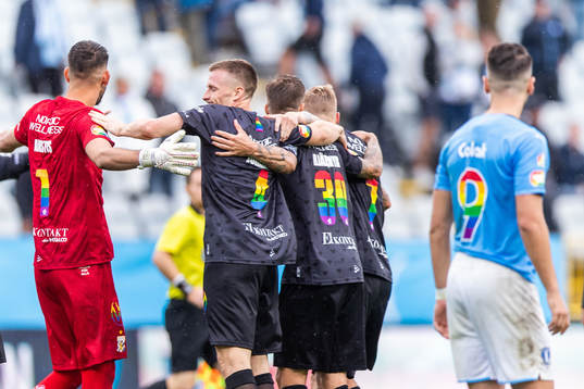 IFK Göteborgs målvakt Giannis Anestis, Calle Johansson,