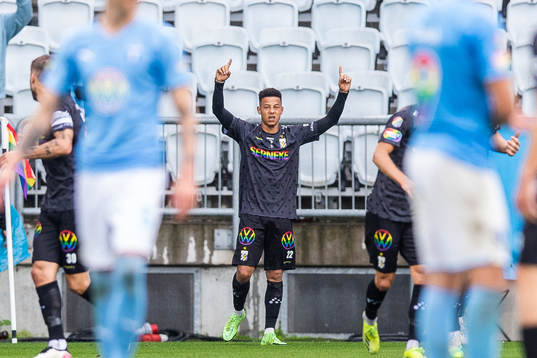 IFK Göteborgs Tobias Sana jublar