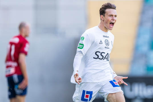 Brages Filip Sjöberg jublar