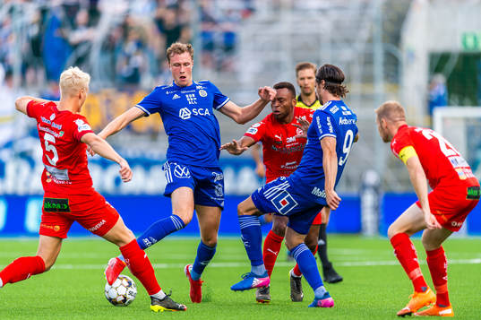 Värnamos Victor Larsson och Wenderson Oliveira do
