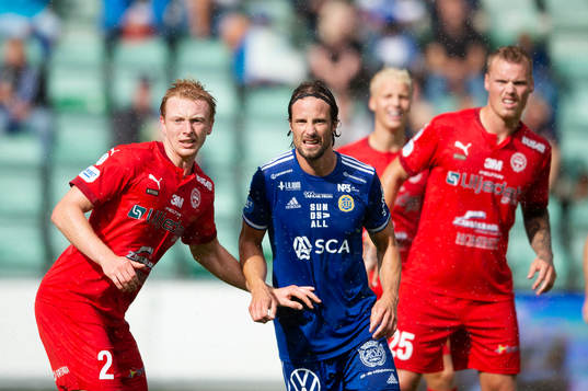 Värnamos Francis de Vries och Sundsvalls Linus Hallenius