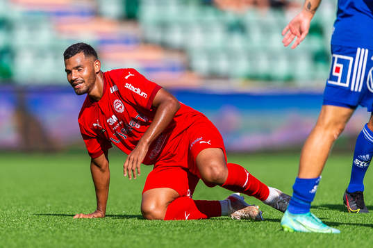 Värnamos Wenderson Oliveira do Nascimento deppar
