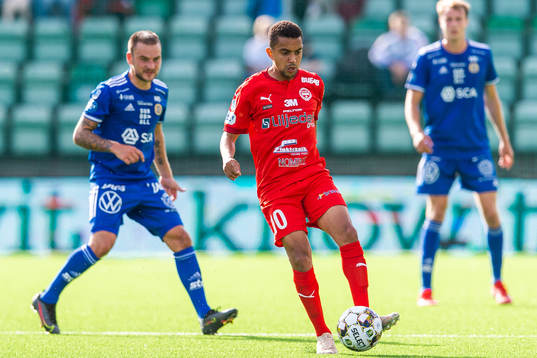 Sundsvalls Pontus Silfwer och Värnamos Erick Brendon