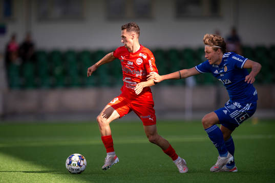 Värnamos Joel Craig Stevens och Sundsvalls Jesper Carström