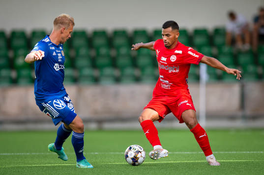 Sundsvalls Pontus Engblom och Värnamos Wenderson Oliveira
