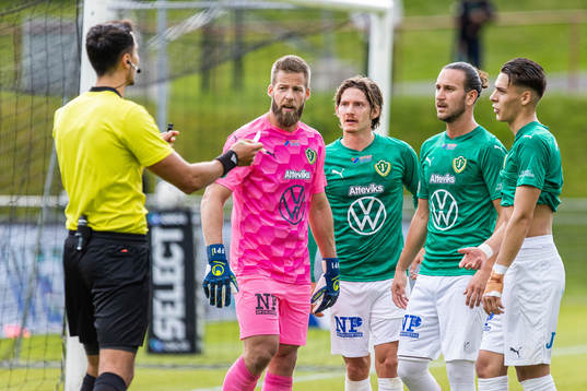 Jönköpings målvakt Frank Pettersson, Robin Book, Edin