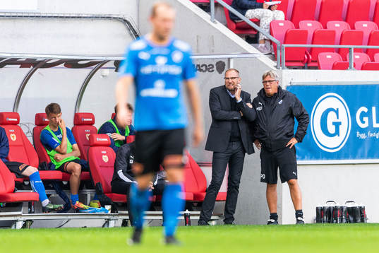 Halmstads manager Magnus Haglund och analytiker Per Olsson